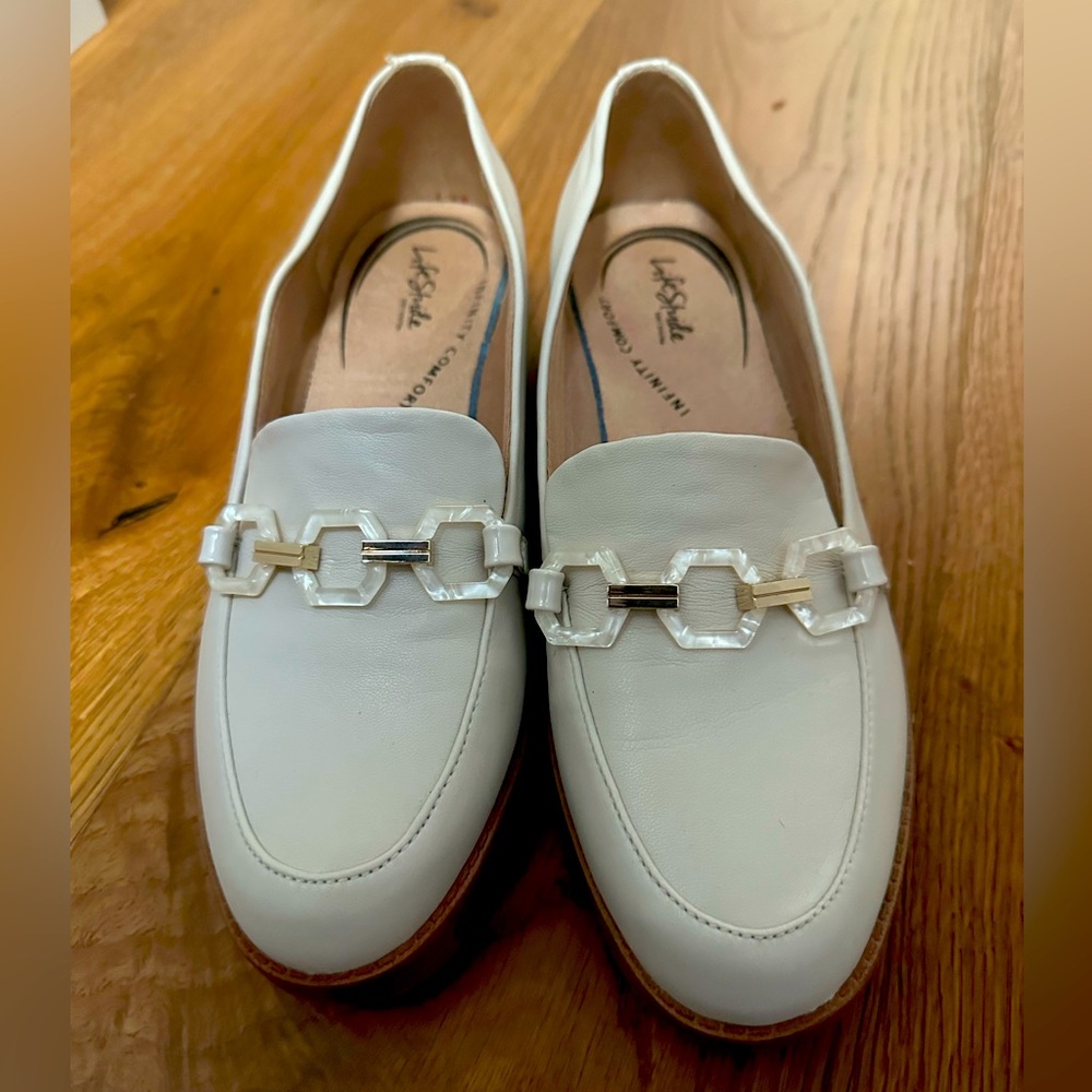 LIFE STRIDE “OPTIMIST” SOFT SYSTEM INFINITY COMFORT LOAFERS SIZE 8.5